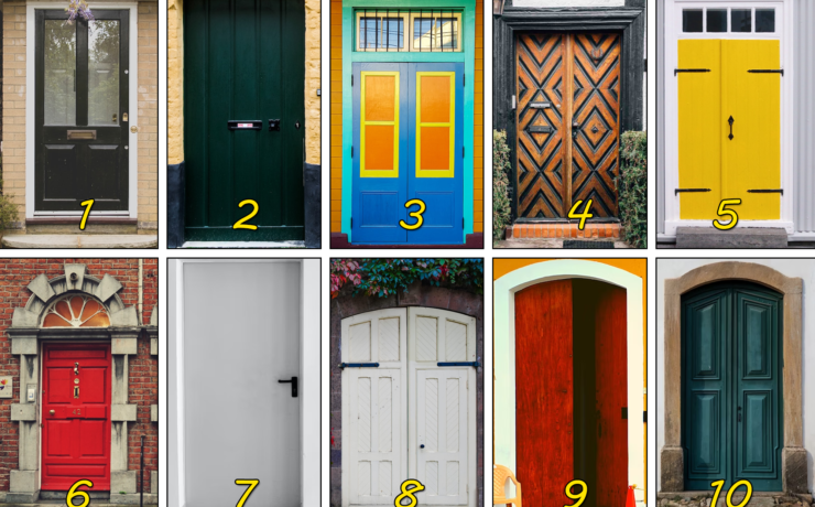 Foto montagem com 10 portas em estillos diferentes
